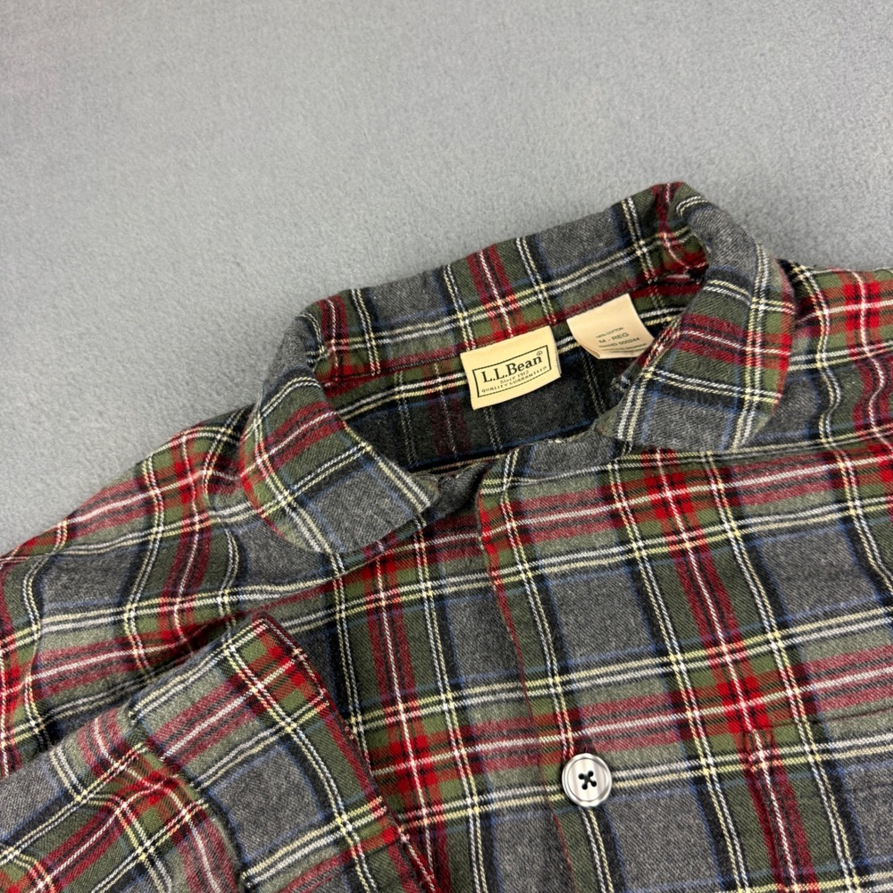 LL Bean Scotch Plaid Pajama Top Men's M Gray Red Plaid Sleepwear Camping Gorp
